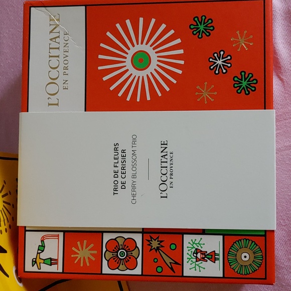 🎉HP🎉New L'occitane Cherry Blossom Trio - Picture 4 of 6